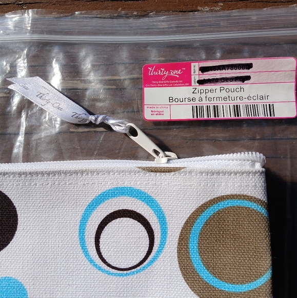 Thirty-One Zipper Pouch, Large - Picture 4 of 6